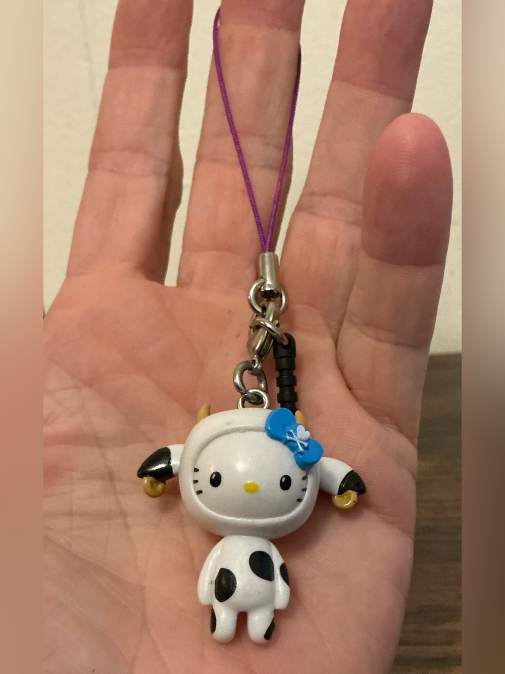 A Rare Vintage Tokidoki x Hello Kitty Frenzies Mozzarella phone charm Bag Charm